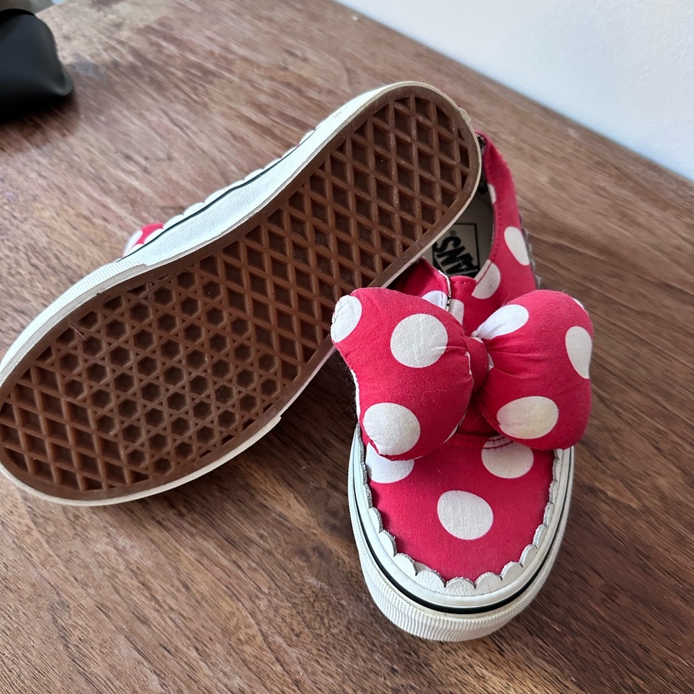 RARE - Vans Disney Minnie Polka Dot Shoes - Picture 2 of 4